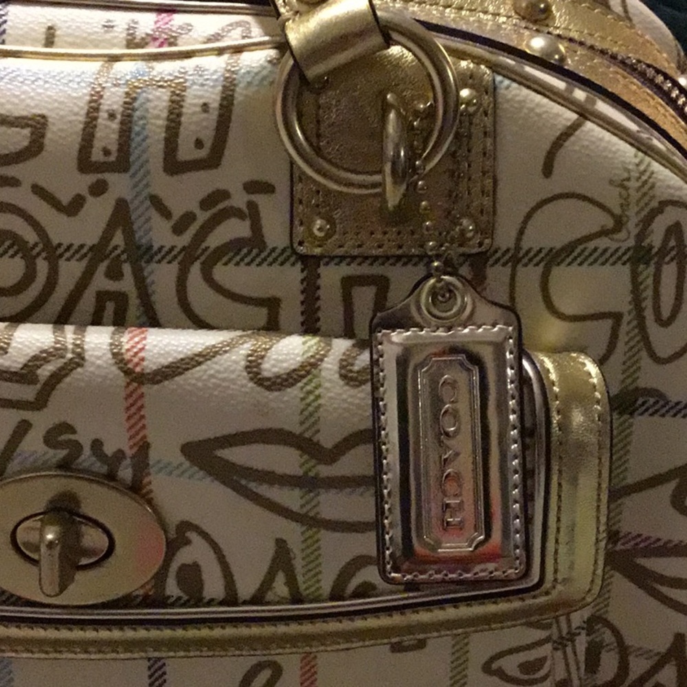 Coach Handbag - Picture 8 of 9